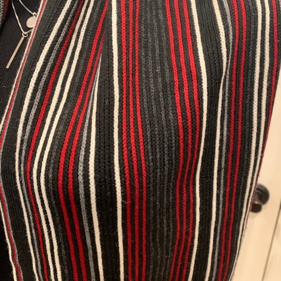 Scarf red, white and grey - Picture 2 of 3